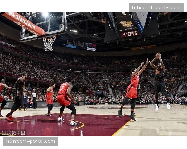 兰斯1-0绝杀图卢兹，比赛末段双方冲刺数据激增，主队完成决定性一击